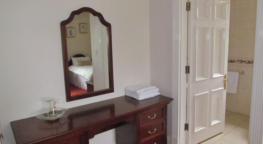 Gate Lodge B&B Portumna Cameră foto