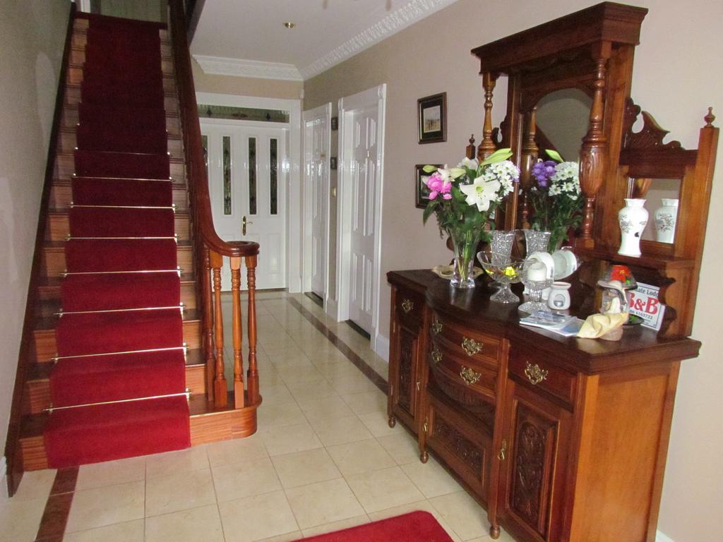 Gate Lodge B&B Portumna Exterior foto